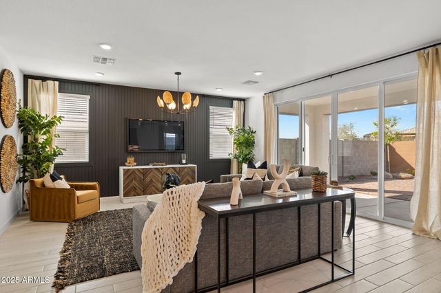 6952 W BUCKHORN Trail, Peoria, AZ 85383