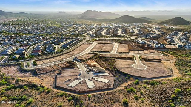 6952 W BUCKHORN Trail, Peoria, AZ 85383