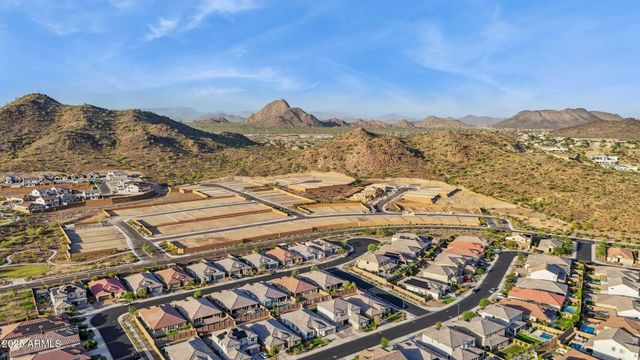 6952 W BUCKHORN Trail, Peoria, AZ 85383