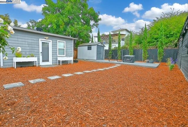 5706 Brookdale Ave, Oakland, CA 94605