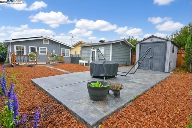 5706 Brookdale Ave, Oakland, CA 94605