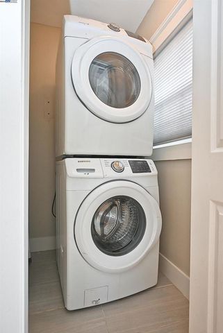 5706 Brookdale Ave, Oakland, CA 94605