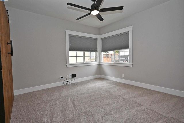 5706 Brookdale Ave, Oakland, CA 94605