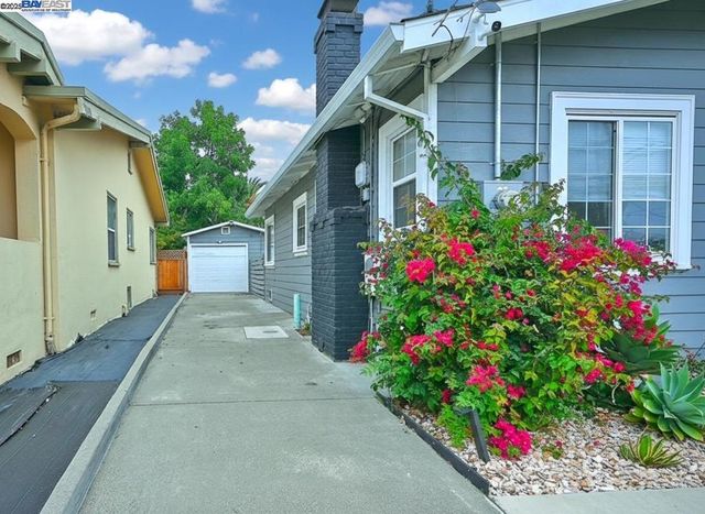 5706 Brookdale Ave, Oakland, CA 94605