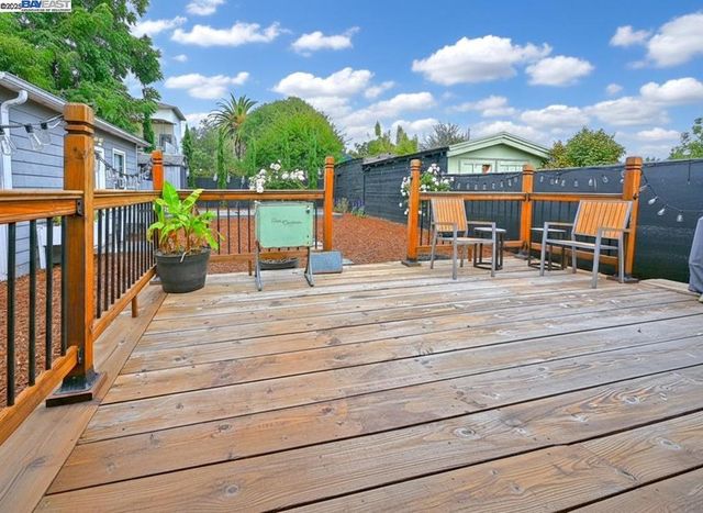 5706 Brookdale Ave, Oakland, CA 94605