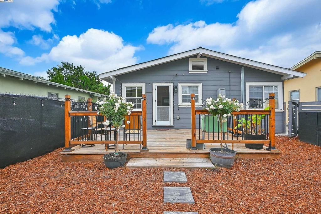 5706 Brookdale Ave, Oakland, CA 94605