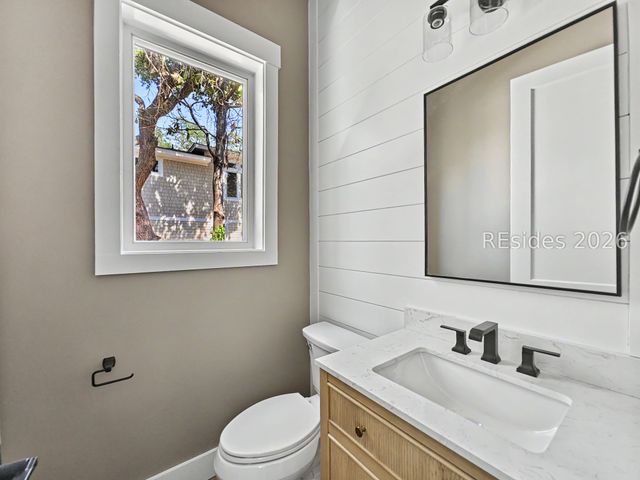 35 Oleander St, Hilton Head Island, SC 29928