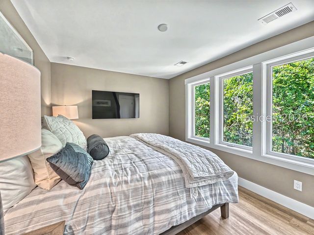 35 Oleander St, Hilton Head Island, SC 29928