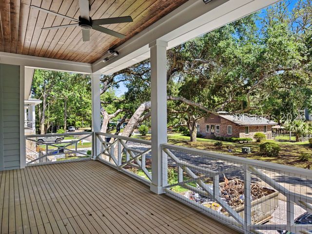 35 Oleander St, Hilton Head Island, SC 29928