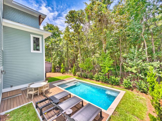 35 Oleander St, Hilton Head Island, SC 29928