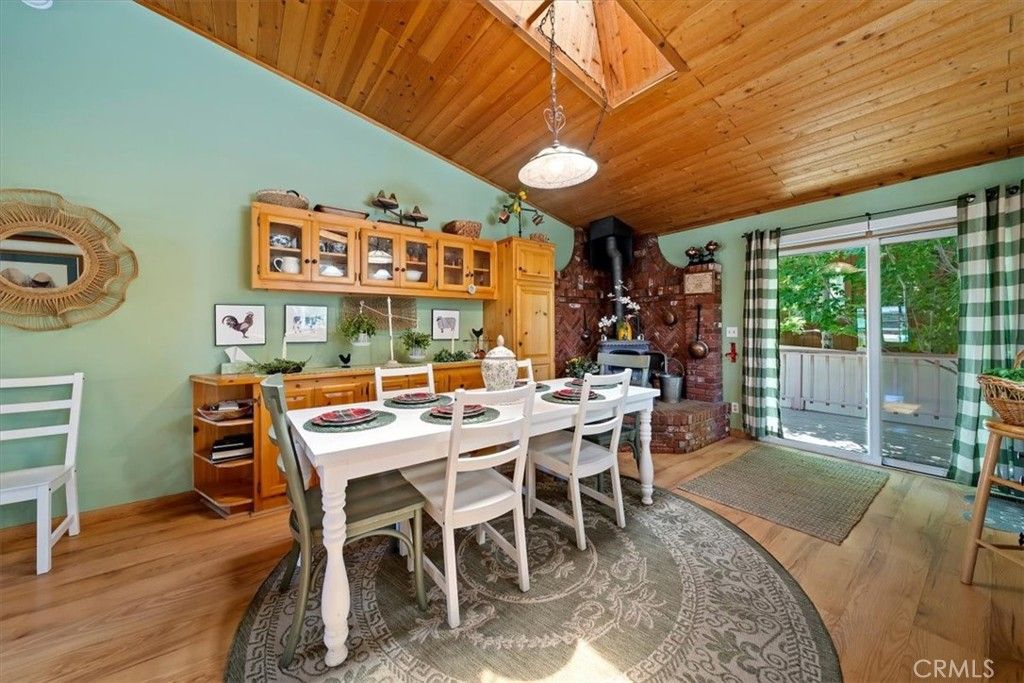 Image 20 of property listing at 41775 Garstin, Big Bear Lake, CA 92315