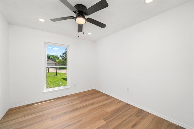 1802 Winston Homestead Street, Richmond, TX 77406