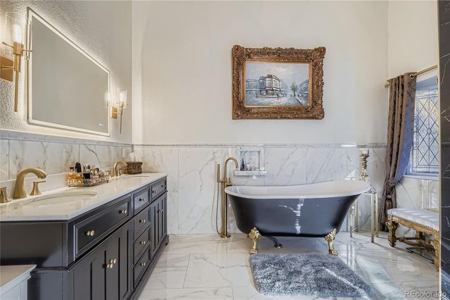 11854 W 76th Lane, Arvada, CO 80005