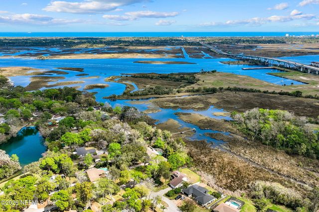 354 TILEFISH Court, Jacksonville, FL 32225