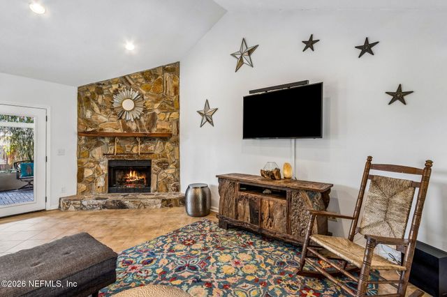 354 TILEFISH Court, Jacksonville, FL 32225