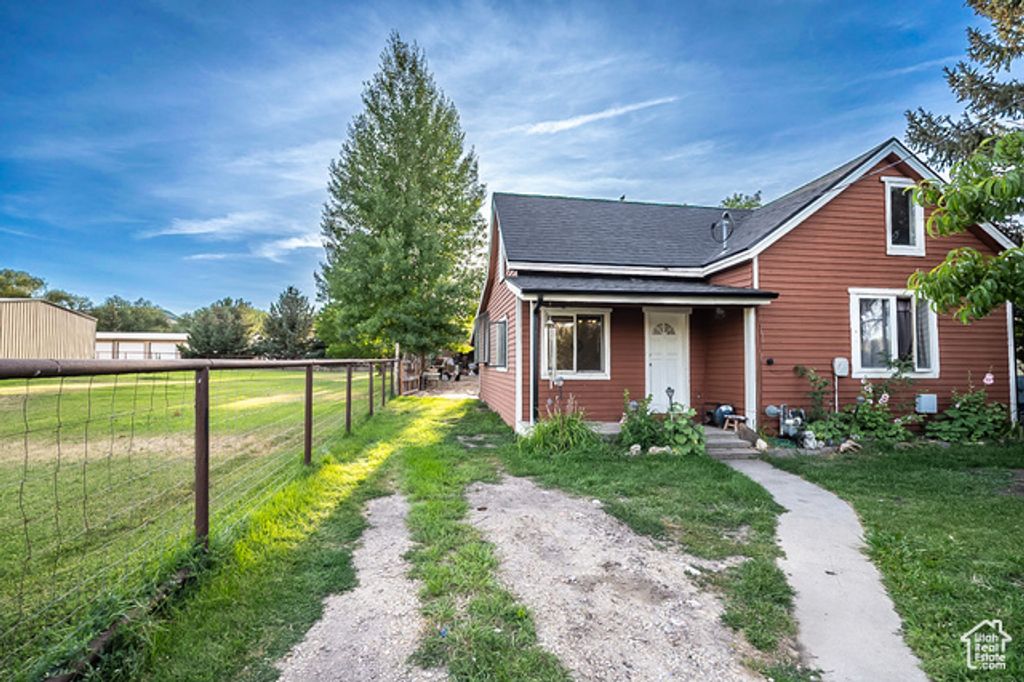 Image 3 of property listing at 2120 S STATE RD #32, Wanship, UT 84017