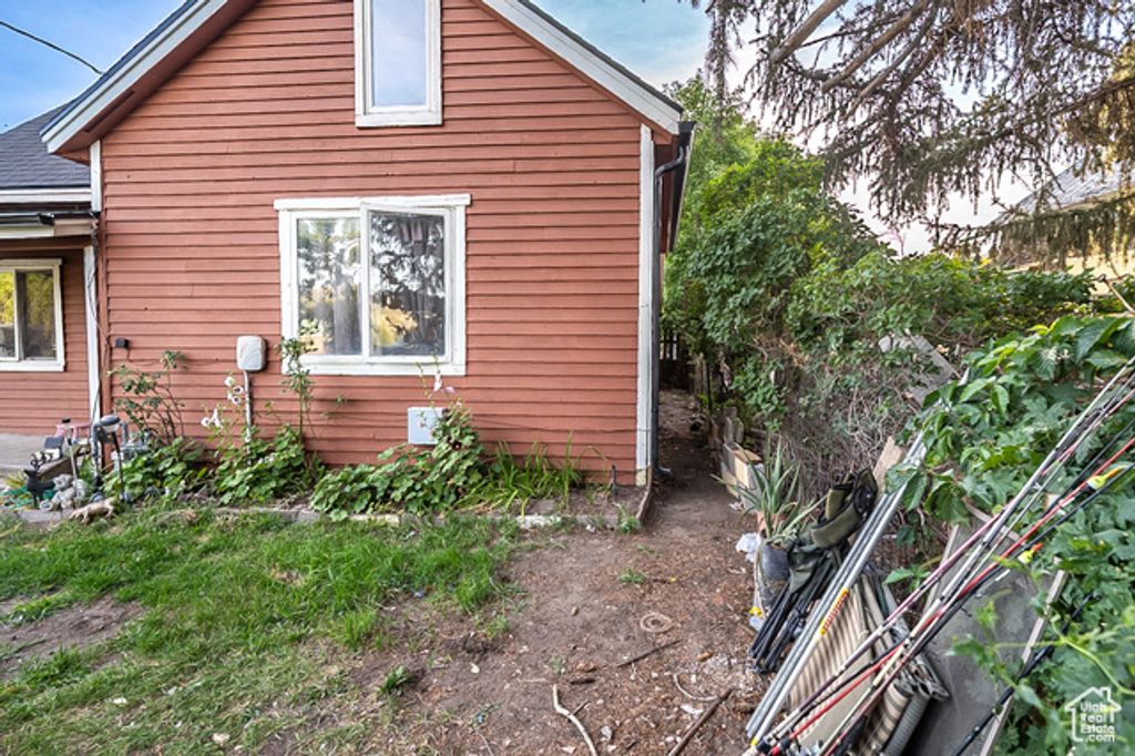 Image 7 of property listing at 2120 S STATE RD #32, Wanship, UT 84017