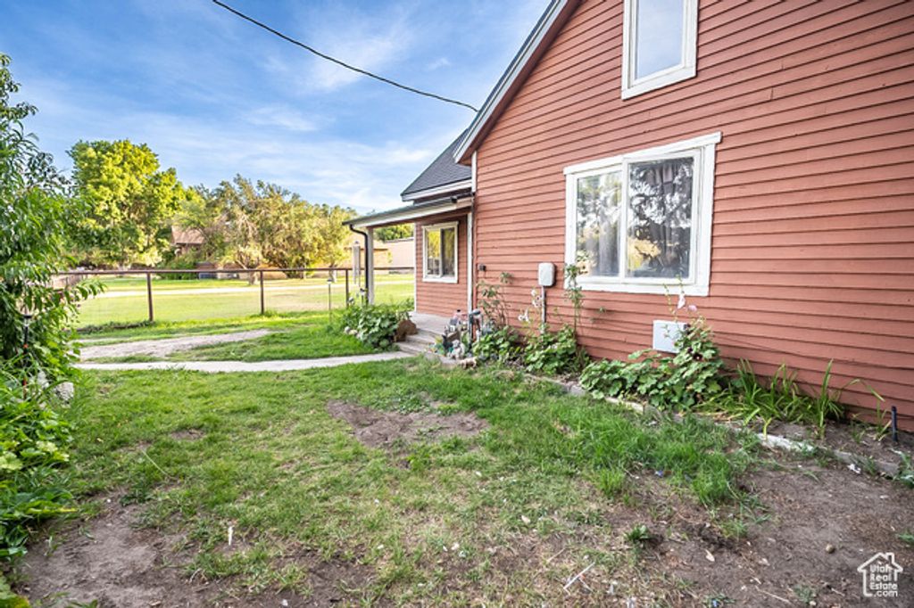 Image 8 of property listing at 2120 S STATE RD #32, Wanship, UT 84017