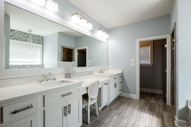 203 Seminole Lane, Maumelle, AR 72113