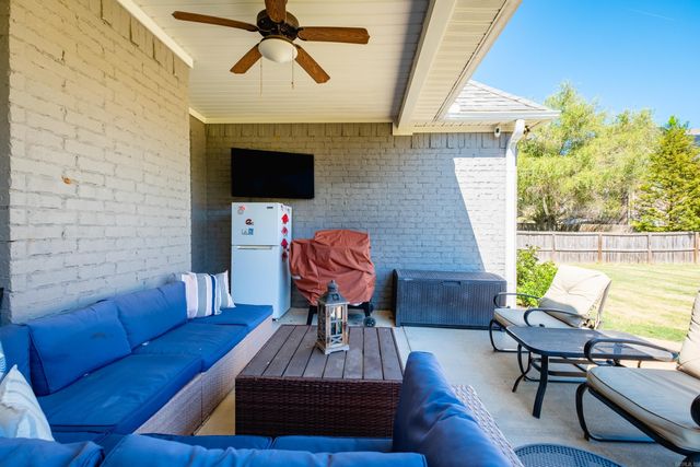 203 Seminole Lane, Maumelle, AR 72113