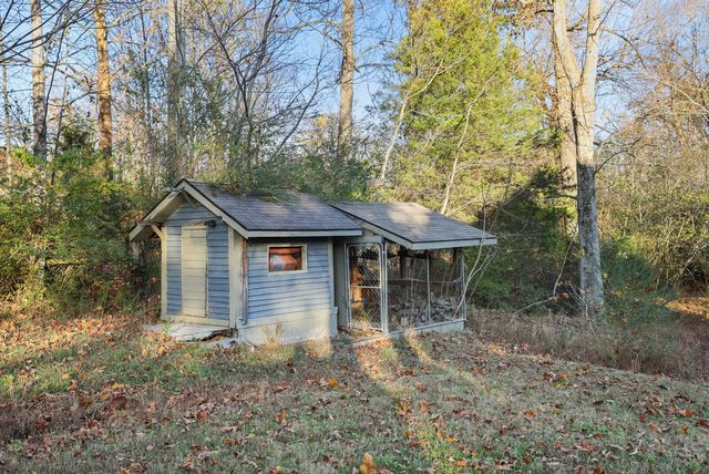 471 Northup Rd, Portland, TN 37148