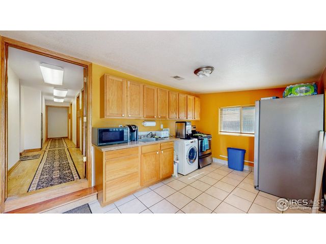 1047 N Lincoln Ave, Loveland, CO 80537