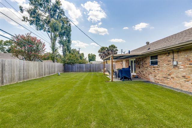 10031 Timberoak Drive, Houston, TX 77080