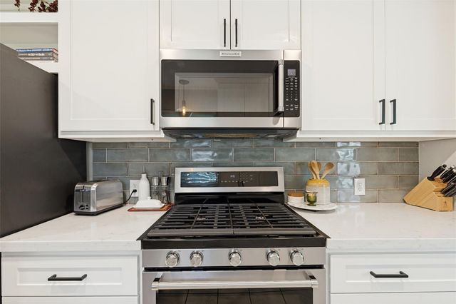 10031 Timberoak Drive, Houston, TX 77080