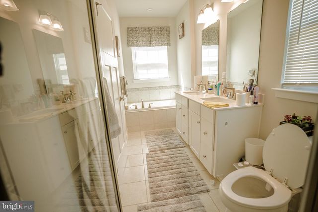 8210 GOLDSTONE CT, Hyattsville, MD 20785