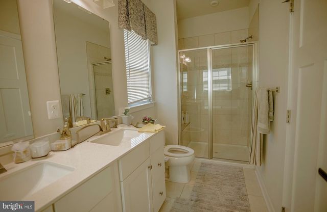 8210 GOLDSTONE CT, Hyattsville, MD 20785