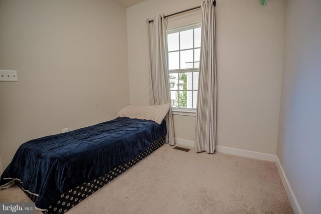 8210 GOLDSTONE CT, Hyattsville, MD 20785