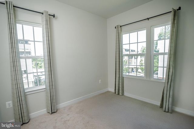 8210 GOLDSTONE CT, Hyattsville, MD 20785