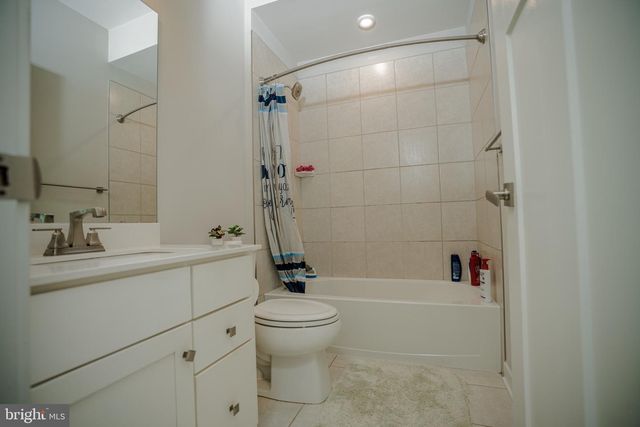 8210 GOLDSTONE CT, Hyattsville, MD 20785