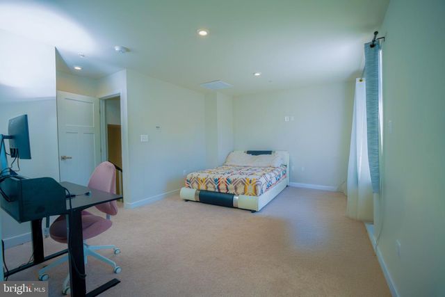 8210 GOLDSTONE CT, Hyattsville, MD 20785