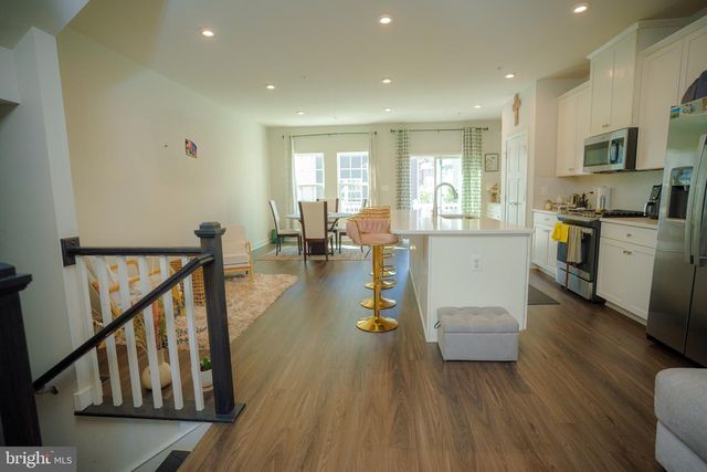 8210 GOLDSTONE CT, Hyattsville, MD 20785