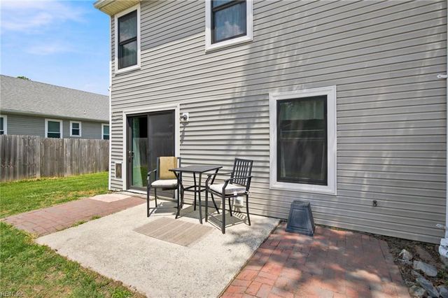 101 Hopemont LN, Suffolk, VA 23434