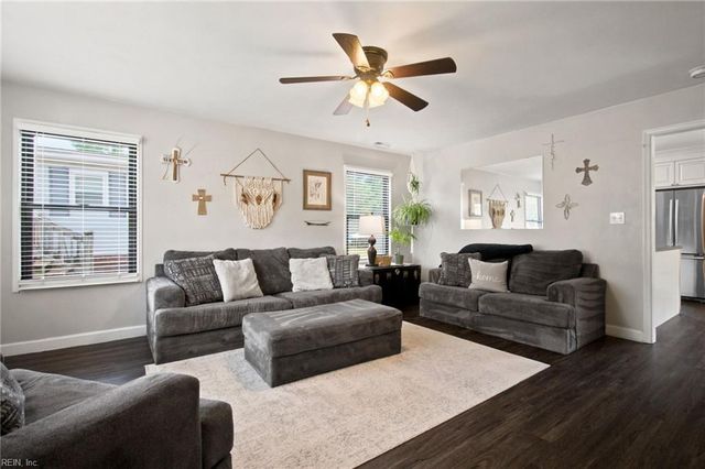 101 Hopemont LN, Suffolk, VA 23434