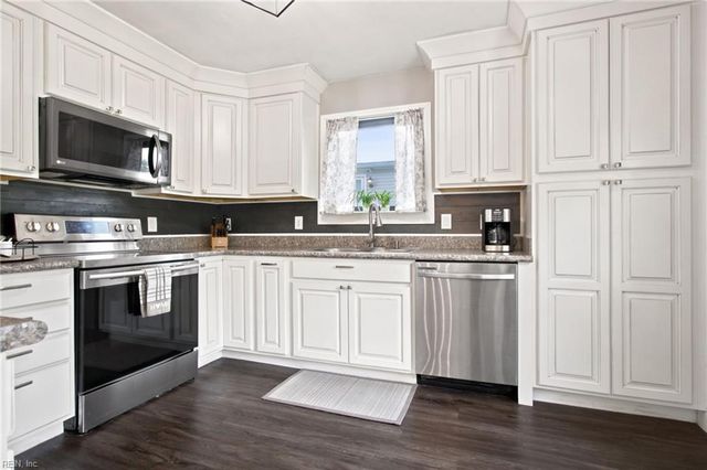 101 Hopemont LN, Suffolk, VA 23434