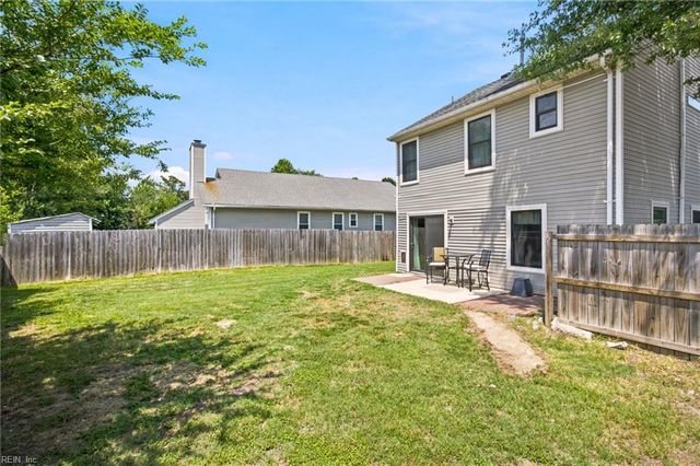 101 Hopemont LN, Suffolk, VA 23434