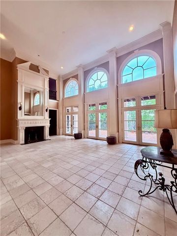 11724 Canterbury Street, Leawood, KS 66211