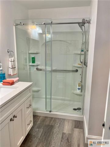 59 Franklin School Way 59, Metuchen, NJ 08840