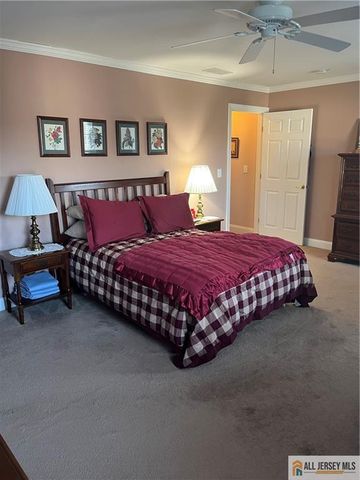 59 Franklin School Way 59, Metuchen, NJ 08840