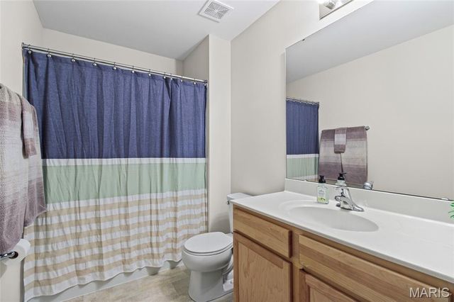 5341 Lakepath Way, Eureka, MO 63025