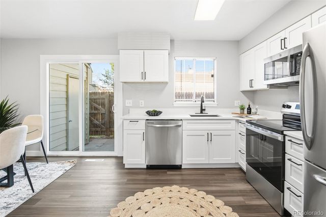 1640 S Ivory Circle B, Aurora, CO 80017