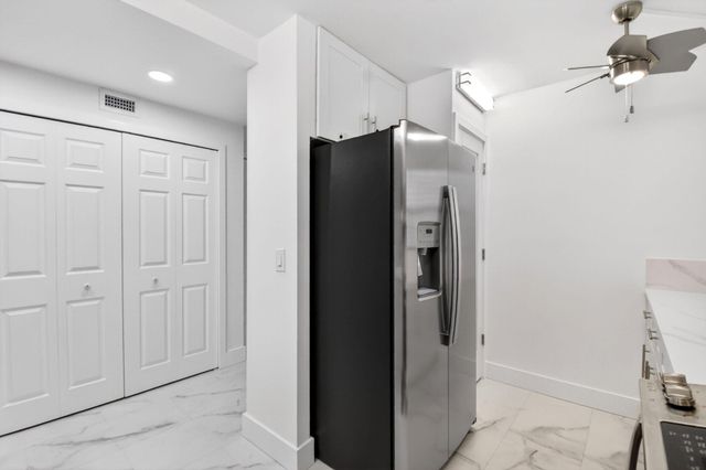 2975 SW 22nd Avenue 2010, Delray Beach, FL 33445
