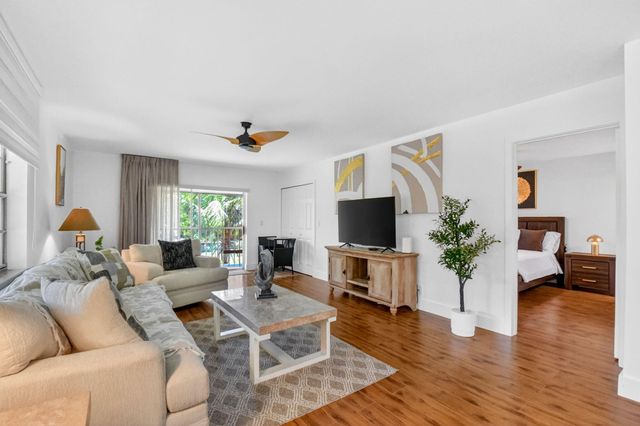 2975 SW 22nd Avenue 2010, Delray Beach, FL 33445