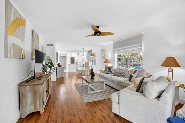 2975 SW 22nd Avenue 2010, Delray Beach, FL 33445