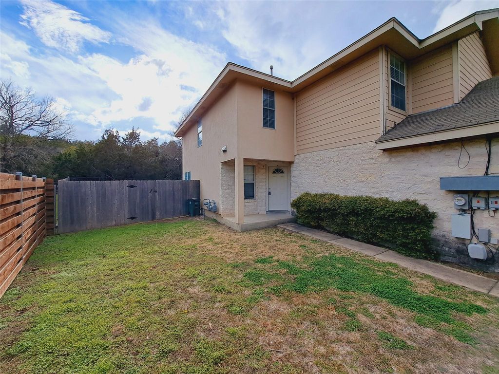 6703 Hill Oaks DR A, Austin, TX 78749