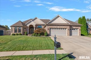 1609 Cressa Court, Springfield, IL 62704