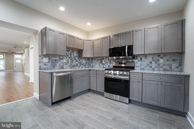 3042 E MONUMENT ST, Baltimore, MD 21205